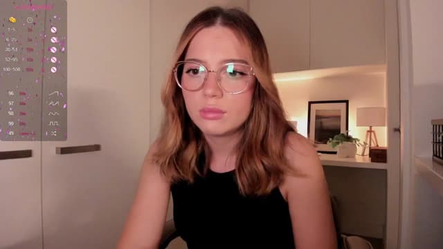 Gallery image thumbnail from cutee's myfreecams stream on, 09/11/2024, 16:14 image 6 of 20