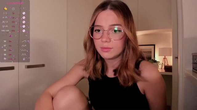 Gallery image thumbnail from cutee's myfreecams stream on, 09/11/2024, 16:14 image 17 of 20