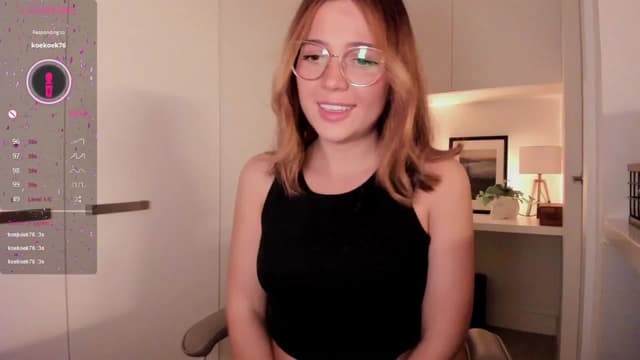 Gallery image thumbnail from cutee's myfreecams stream on, 09/11/2024, 17:12 image 1 of 20