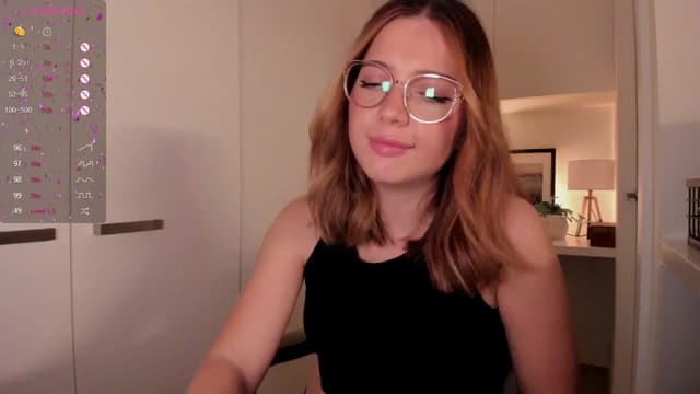Gallery image thumbnail from cutee's myfreecams stream on, 09/11/2024, 17:12 image 12 of 20