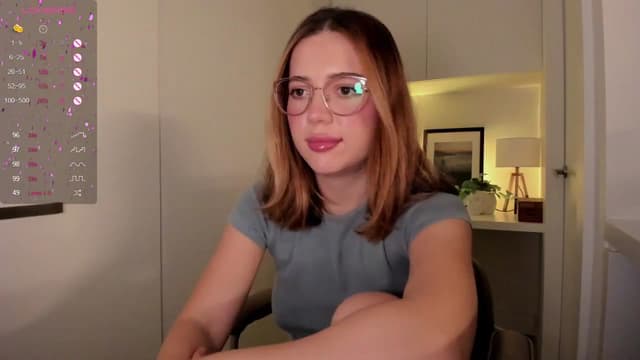 Gallery image thumbnail from cutee's myfreecams stream on, 09/12/2024, 17:32 image 16 of 20