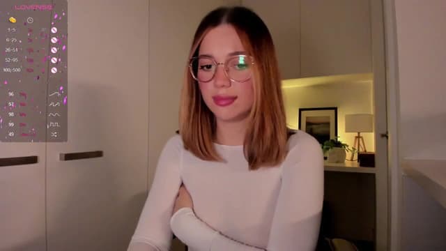 Gallery image thumbnail from cutee's myfreecams stream on, 09/13/2024, 15:41 image 16 of 20
