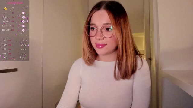Gallery image thumbnail from cutee's myfreecams stream on, 09/13/2024, 18:52 image 1 of 20