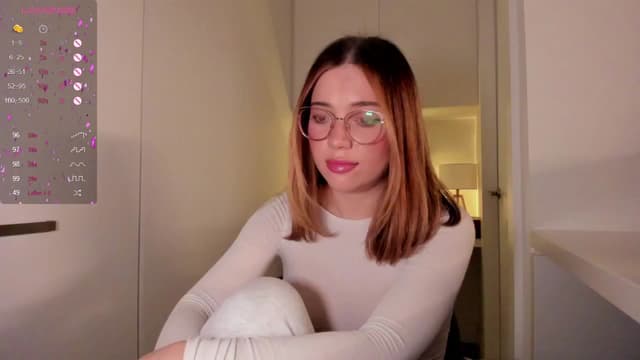 Gallery image thumbnail from cutee's myfreecams stream on, 09/13/2024, 18:52 image 20 of 20