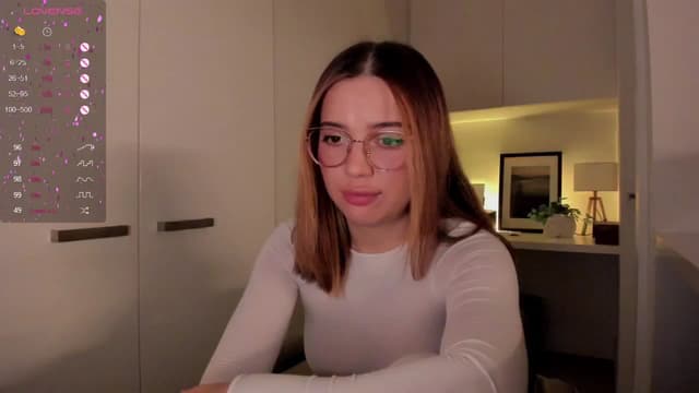 Gallery image thumbnail from cutee's myfreecams stream on, 09/16/2024, 15:54 image 20 of 20