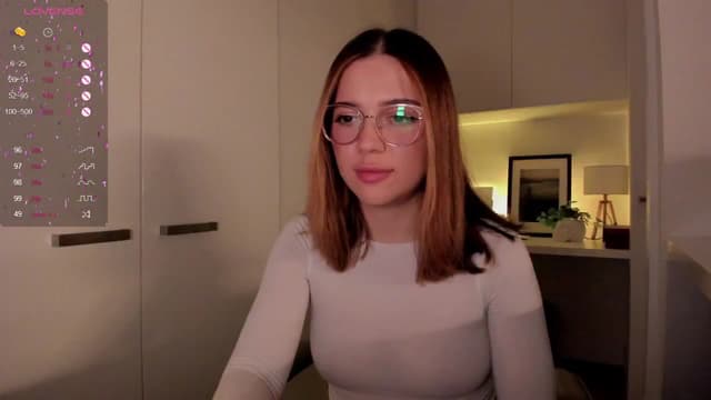 Gallery image thumbnail from cutee's myfreecams stream on, 09/16/2024, 15:54 image 4 of 20
