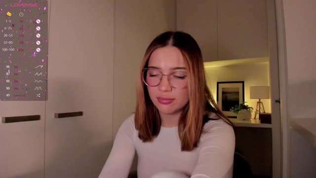 Gallery image thumbnail from cutee's myfreecams stream on, 09/16/2024, 18:26 image 20 of 20