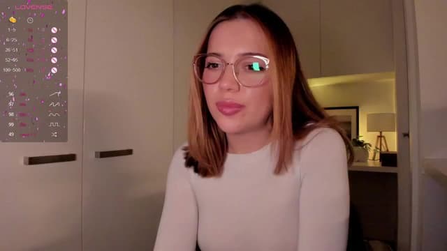 Gallery image thumbnail from cutee's myfreecams stream on, 09/17/2024, 06:03 image 8 of 20