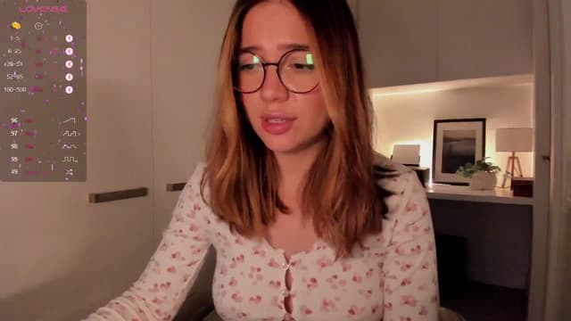 Gallery image thumbnail from cutee's myfreecams stream on, 11/25/2024, 08:50 image 14 of 20