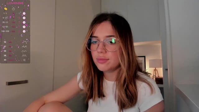 Gallery image thumbnail from cutee's myfreecams stream on, 11/26/2024, 07:14 image 1 of 20