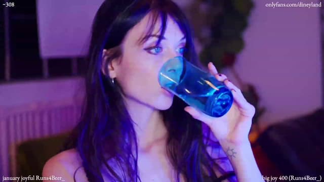 Gallery image thumbnail from diney's myfreecams stream on, 01/27/2023, 06:34 image 11 of 20