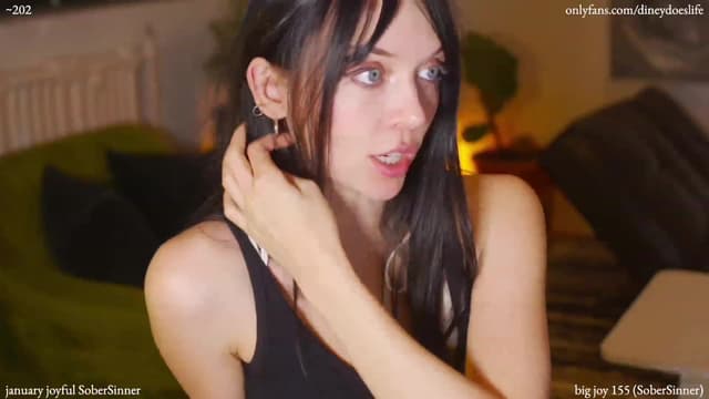 Gallery image thumbnail from diney's myfreecams stream on, 02/01/2023, 07:25 image 6 of 20