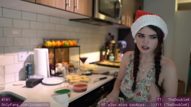Gallery image thumbnail from eThot's myfreecams stream on, 12/23/2022, 10:28 image 8 of 20