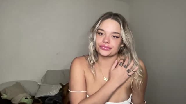 Gallery image thumbnail from ed3nn's myfreecams stream on, 05/26/2023, 05:13 image 16 of 20