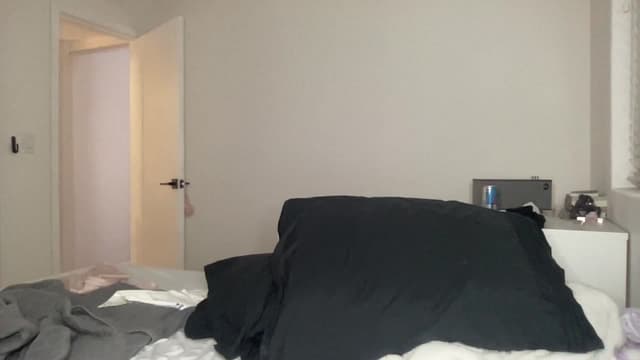 Gallery image thumbnail from ed3nn's myfreecams stream on, 06/03/2023, 06:43 image 19 of 20