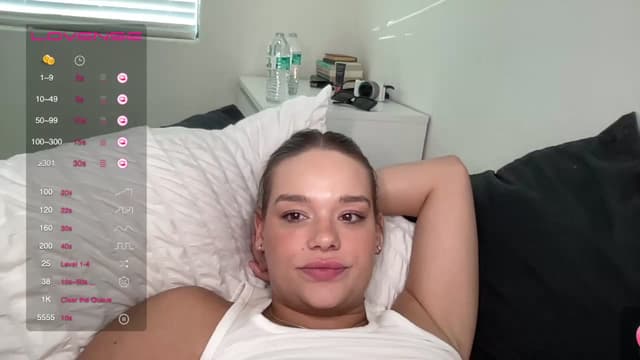 Gallery image thumbnail from ed3nn's myfreecams stream on, 06/23/2023, 01:53 image 4 of 20