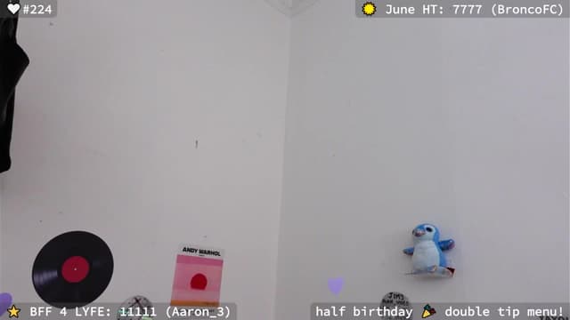 Gallery image thumbnail from el_xo's myfreecams stream on, 06/27/2025, 23:35 image 5 of 20