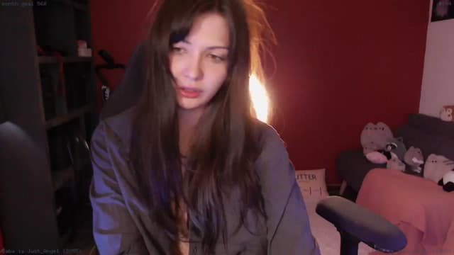 Gallery image thumbnail from hymen's myfreecams stream on, 02/19/2025, 03:28 image 1 of 20
