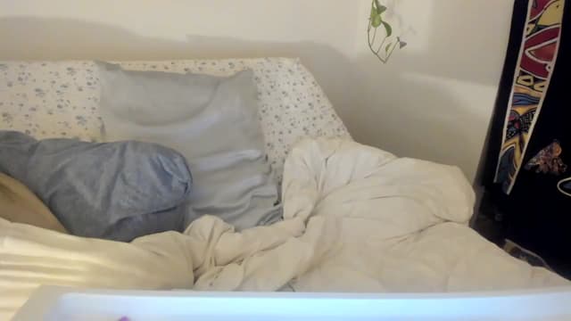 Gallery image thumbnail from imava's myfreecams stream on, 12/05/2023, 18:42 image 12 of 20