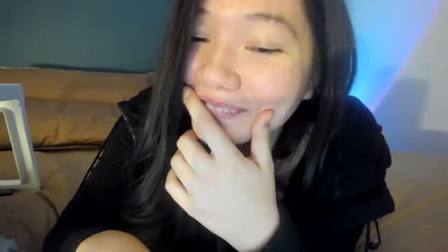 Gallery image thumbnail from imava's myfreecams stream on, 01/18/2024, 07:31 image 7 of 20