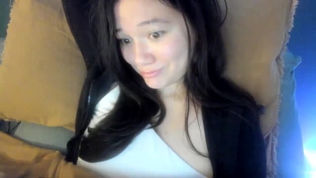 Gallery image thumbnail from imava's myfreecams stream on, 01/25/2024, 13:25 image 12 of 20