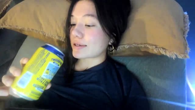 Gallery image thumbnail from imava's myfreecams stream on, 01/26/2024, 10:49 image 12 of 20