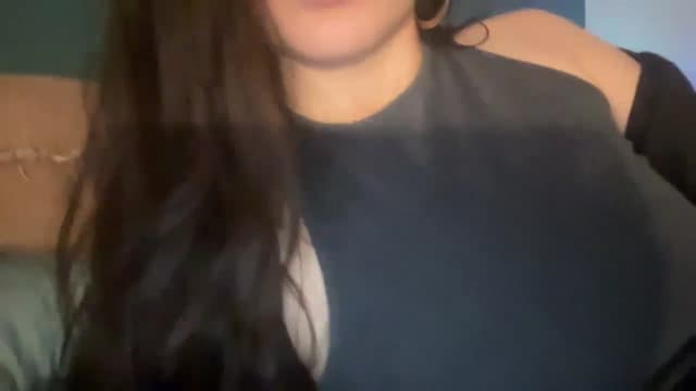 Gallery image thumbnail from imava's myfreecams stream on, 03/04/2024, 16:04 image 12 of 20