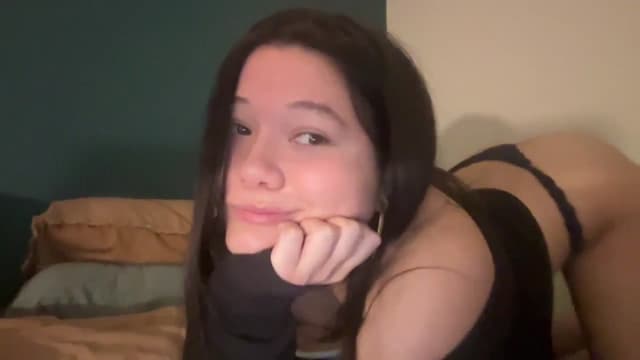 Gallery image thumbnail from imava's myfreecams stream on, 03/09/2024, 18:59 image 14 of 20