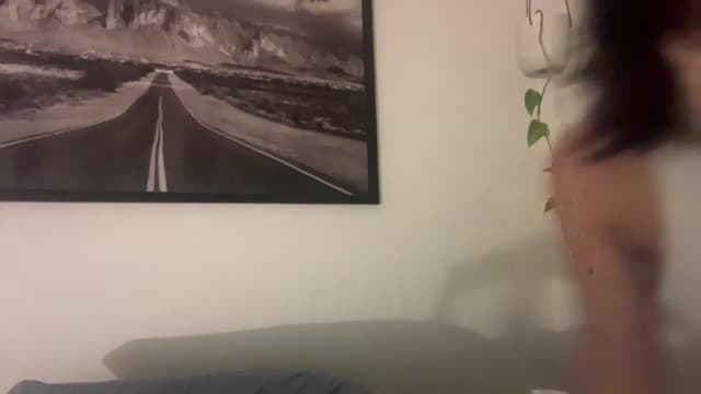 Gallery image thumbnail from imava's myfreecams stream on, 05/04/2024, 07:48 image 2 of 20