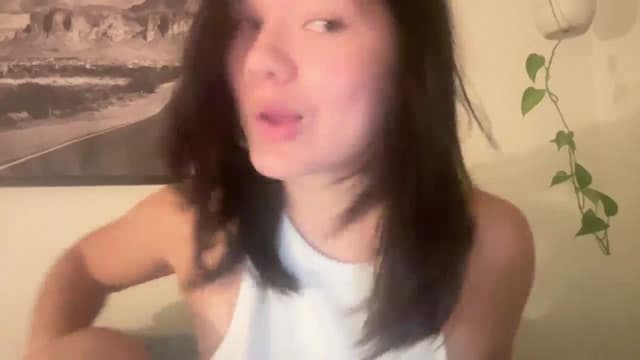 Gallery image thumbnail from imava's myfreecams stream on, 05/04/2024, 08:24 image 2 of 20