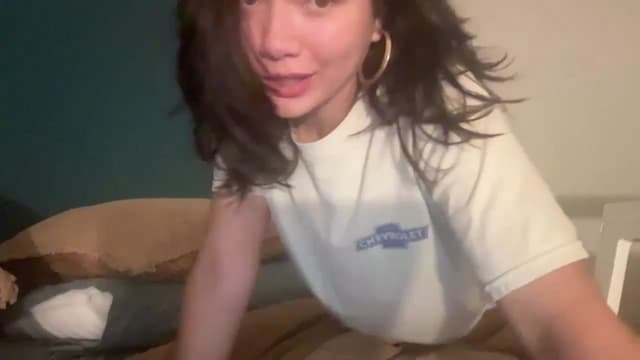 Gallery image thumbnail from imava's myfreecams stream on, 05/06/2024, 01:46 image 9 of 20
