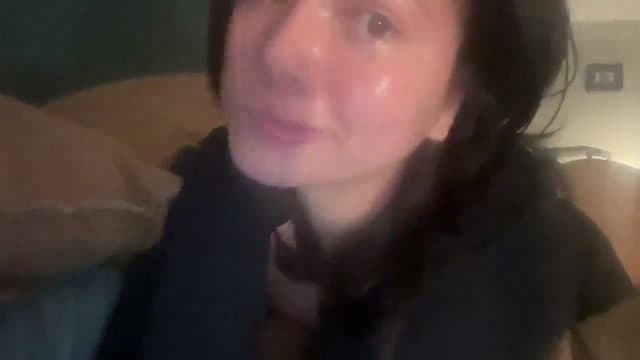 Gallery image thumbnail from imava's myfreecams stream on, 05/13/2024, 08:00 image 14 of 20