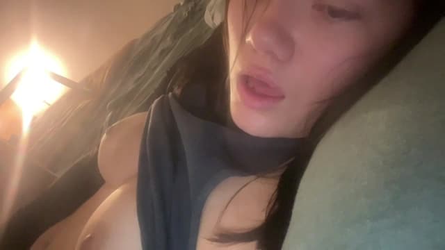Gallery image thumbnail from imava's myfreecams stream on, 05/17/2024, 19:07 image 20 of 20
