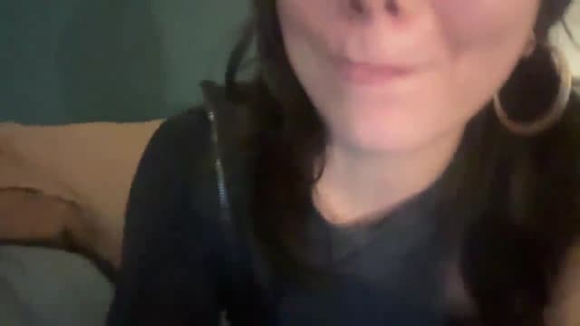 Gallery image thumbnail from imava's myfreecams stream on, 06/04/2024, 11:52 image 4 of 20