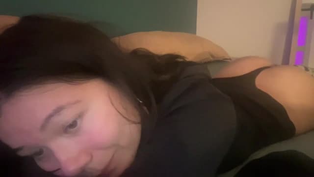 Gallery image thumbnail from imava's myfreecams stream on, 06/04/2024, 20:18 image 7 of 20