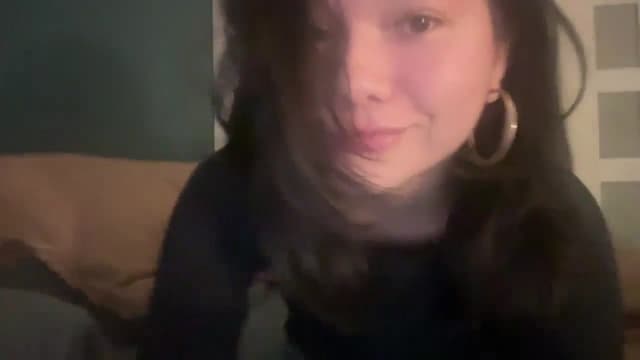 Gallery image thumbnail from imava's myfreecams stream on, 06/13/2024, 09:09 image 3 of 20