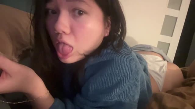 Gallery image thumbnail from imava's myfreecams stream on, 06/27/2024, 12:44 image 5 of 20