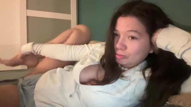 Gallery image thumbnail from imava's myfreecams stream on, 03/28/2025, 19:49 image 4 of 20