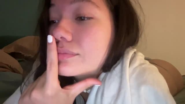 Gallery image thumbnail from imava's myfreecams stream on, 03/28/2025, 20:37 image 17 of 20