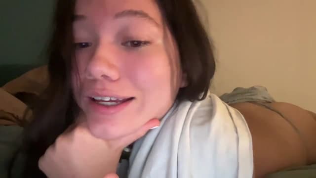 Gallery image thumbnail from imava's myfreecams stream on, 03/28/2025, 20:37 image 14 of 20