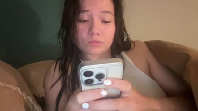 Gallery image thumbnail from imava's myfreecams stream on, 04/05/2025, 08:46 image 1 of 20