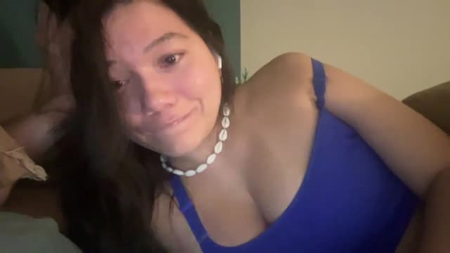 Gallery image thumbnail from imava's myfreecams stream on, 04/10/2025, 07:41 image 8 of 20