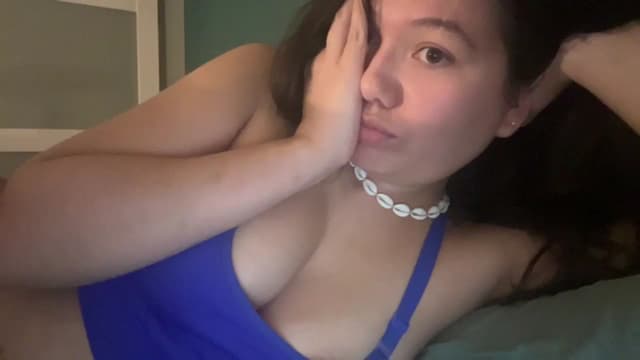 Gallery image thumbnail from imava's myfreecams stream on, 04/14/2025, 11:19 image 3 of 20