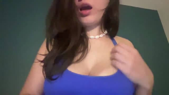Gallery image thumbnail from imava's myfreecams stream on, 04/15/2025, 11:11 image 4 of 20