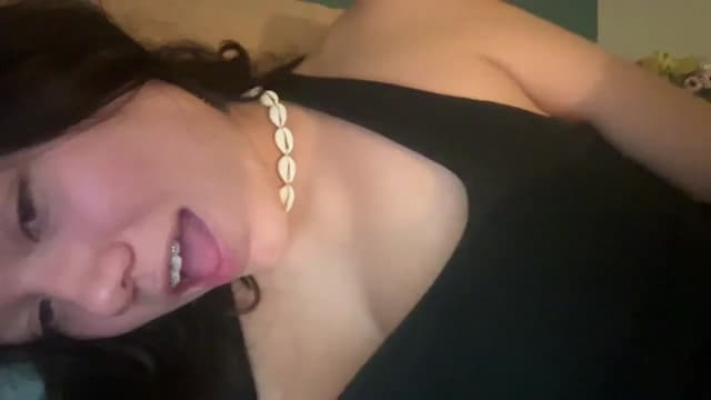 Gallery image thumbnail from imava's myfreecams stream on, 04/18/2025, 11:17 image 6 of 20