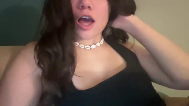 Gallery image thumbnail from imava's myfreecams stream on, 04/18/2025, 11:17 image 1 of 20