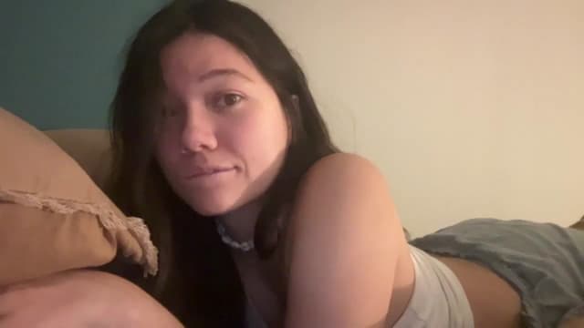 Gallery image thumbnail from imava's myfreecams stream on, 04/24/2025, 23:56 image 5 of 20