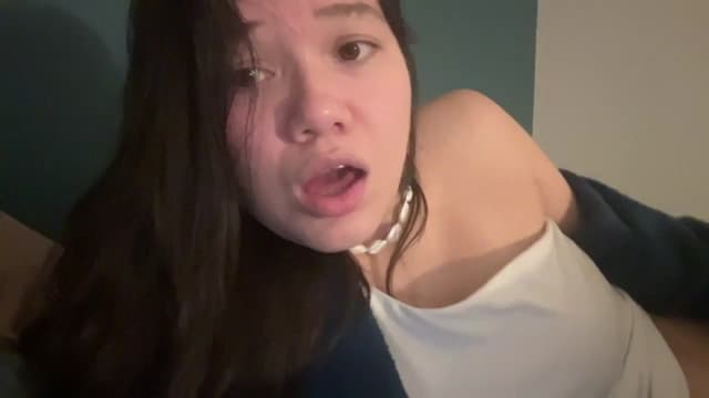 Gallery image thumbnail from imava's myfreecams stream on, 05/03/2025, 08:14 image 19 of 20