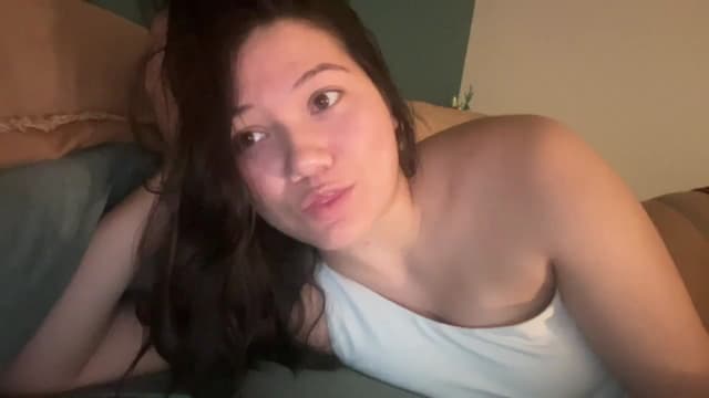 Gallery image thumbnail from imava's myfreecams stream on, 05/18/2025, 07:54 image 10 of 20