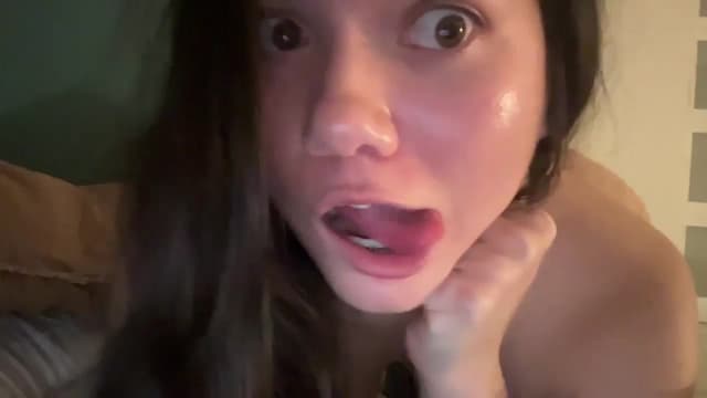 Gallery image thumbnail from imava's myfreecams stream on, 06/14/2025, 02:59 image 14 of 20